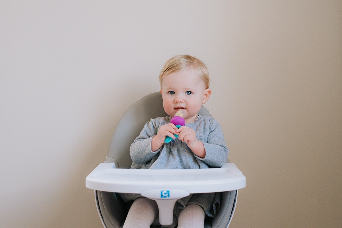 Use Fresh Food Feeders to Introduce Solid Foods to Baby
