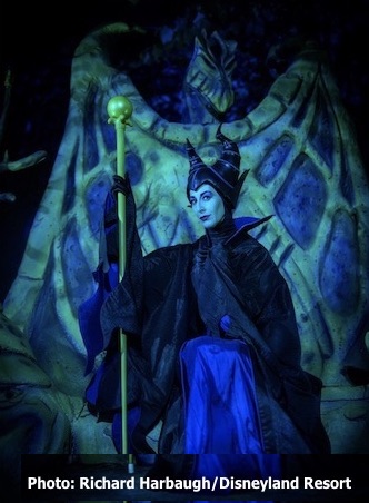 Oogie Boogie Bash 2025 at Disneyland Resort | Family Choice Awards